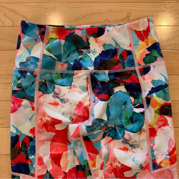 Zyia Active women’s size 4 athletic pants leggings pink long & floral capri set - Picture 4 of 9